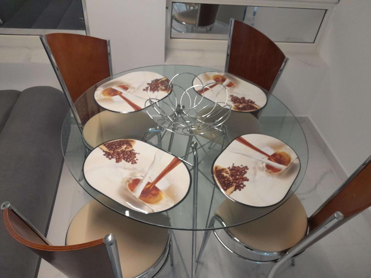 Stylowy Apartament Harmonia Playa Del Cura, Hiszpania Apartman Torrevieja Kültér fotó